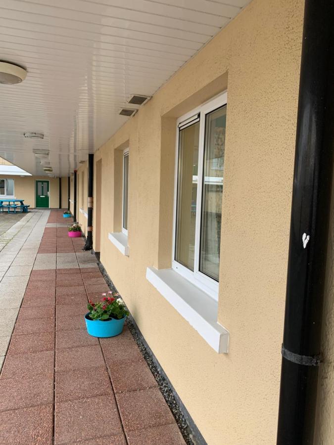 וואטרפורד Priory House, Student Accommodation, Manor Village Apartments, Cork Road, X91W427 מראה חיצוני תמונה