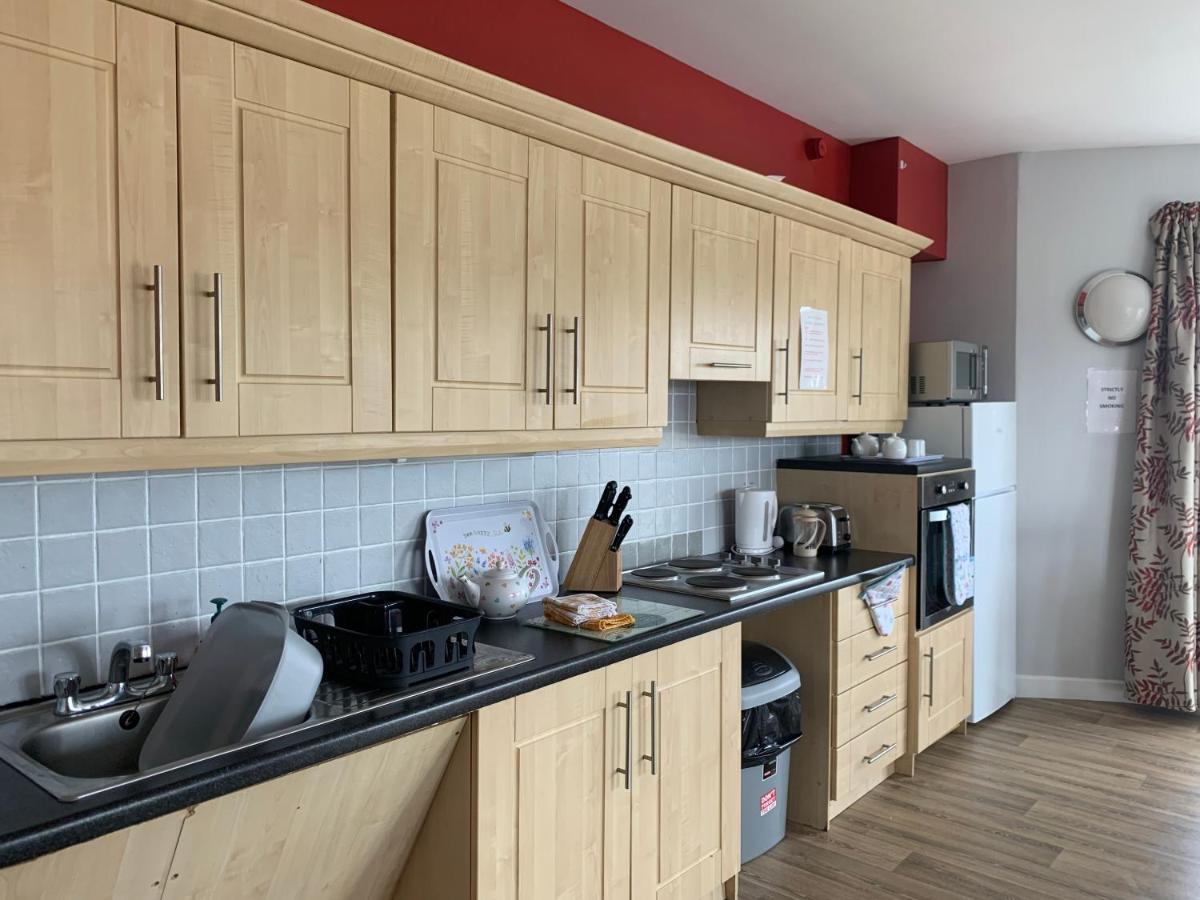 וואטרפורד Priory House, Student Accommodation, Manor Village Apartments, Cork Road, X91W427 מראה חיצוני תמונה